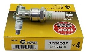 VELA DE IGNIÇÃO NGK - BPR6EGP