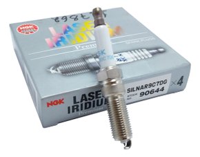 VELA DE IGNIÇÃO NGK - SILNAR9C7DG